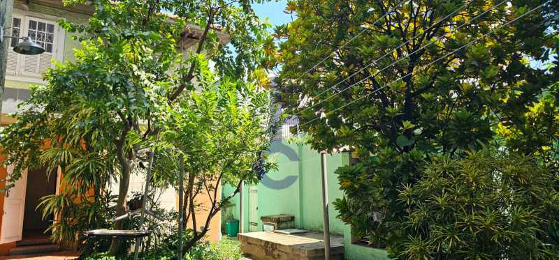 Conheça WhatsApp Image 2024-09-11 at 1 do imóvel - casa com jardim - EC7319 - 5 WhatsApp Image 2024-09-11 at 1 - 5