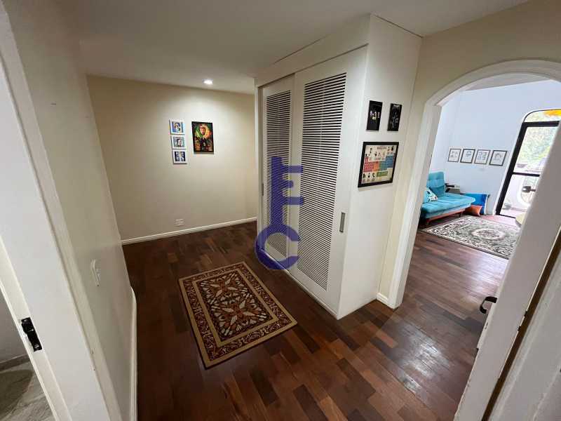 712_G1690401299 - 11