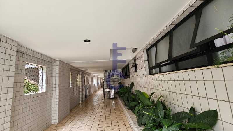 WhatsApp Image 2024-12-04 at 1 - 27