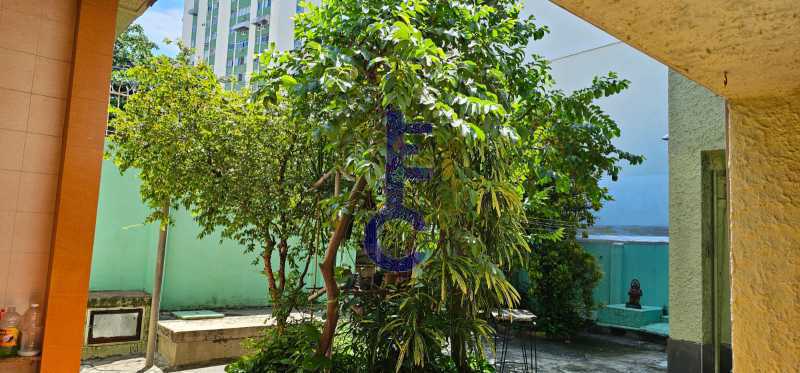 1595_G1726085599 - 17