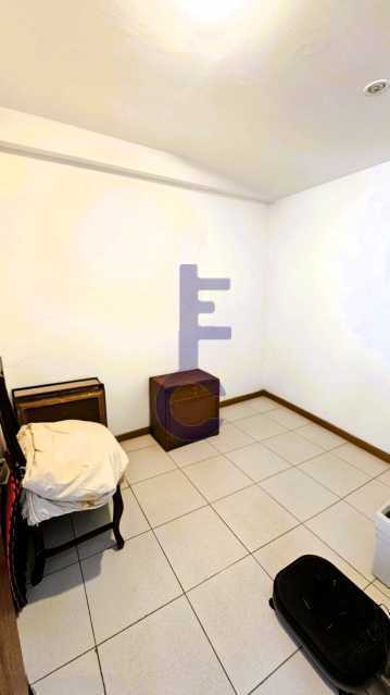 44 - Quarto Serviço 01. - 44