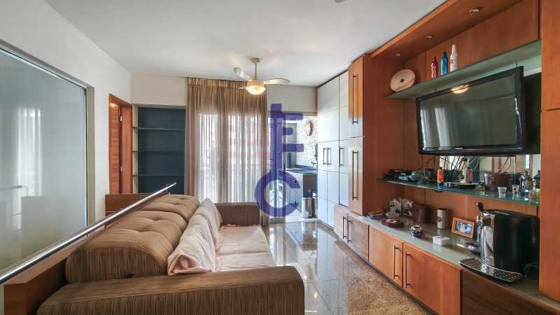 1648_G1752228948 - 8