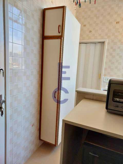 Área de Serviço - 03 - 37