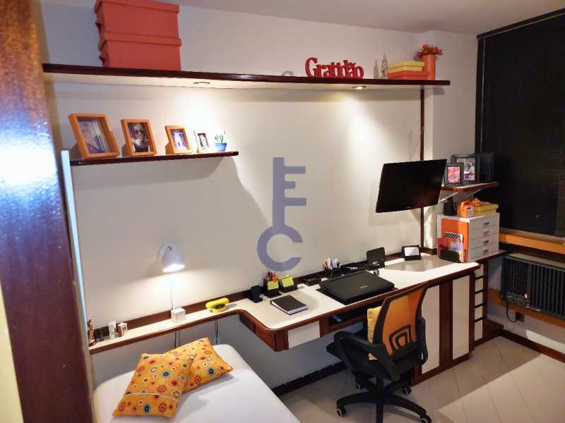 Quarto Solteiro 02 - 01 - 11