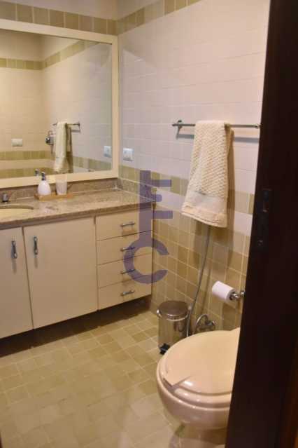 Banheiro 02 - 01 - 30