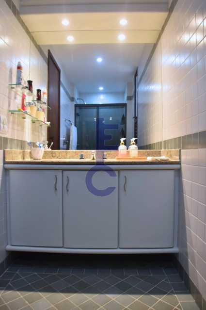 Banheiro 02 - 02 - 31