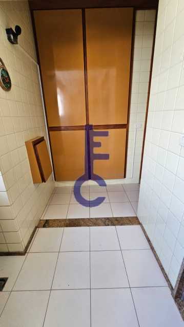 1634_G1745686100 - 6