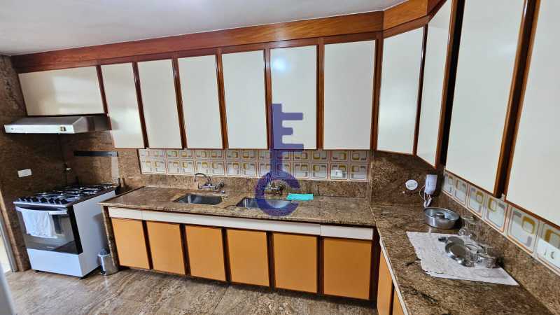 1634_G1745686087 - 8