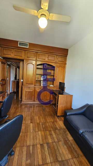 1634_G1745686129 - 24