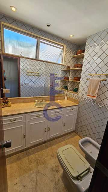 Banheiro Social - 01. - 14