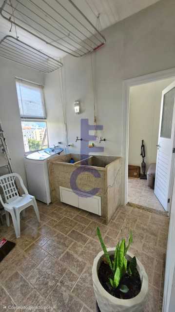 Área de Serviço - 05. - 43