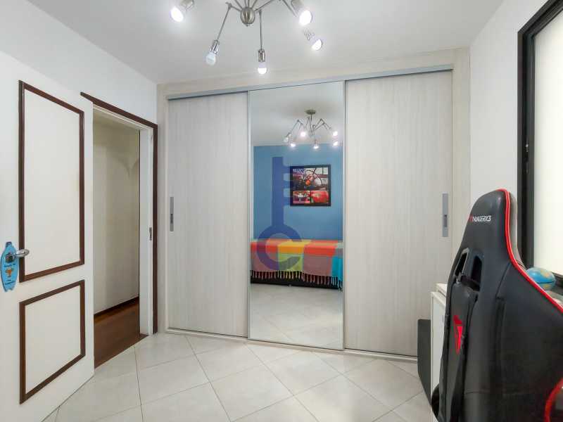 32_QUARTO3_04. - 32