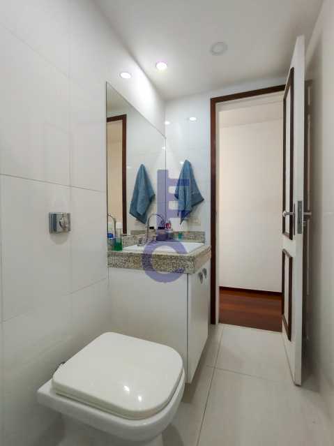 37_BANHOSOCIAL1_01. - 37