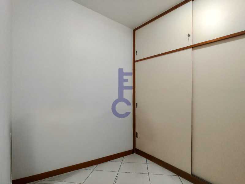 48_DEPENDENCIA_01. - 47