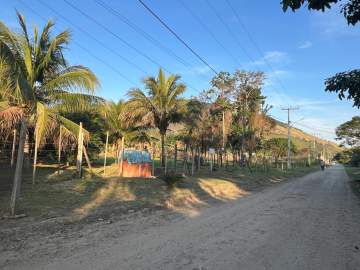 Terreno Multifamiliar à venda Vale da Figueira (Ponta Negra), Maricá - R$ 120.000 - FLMF00058