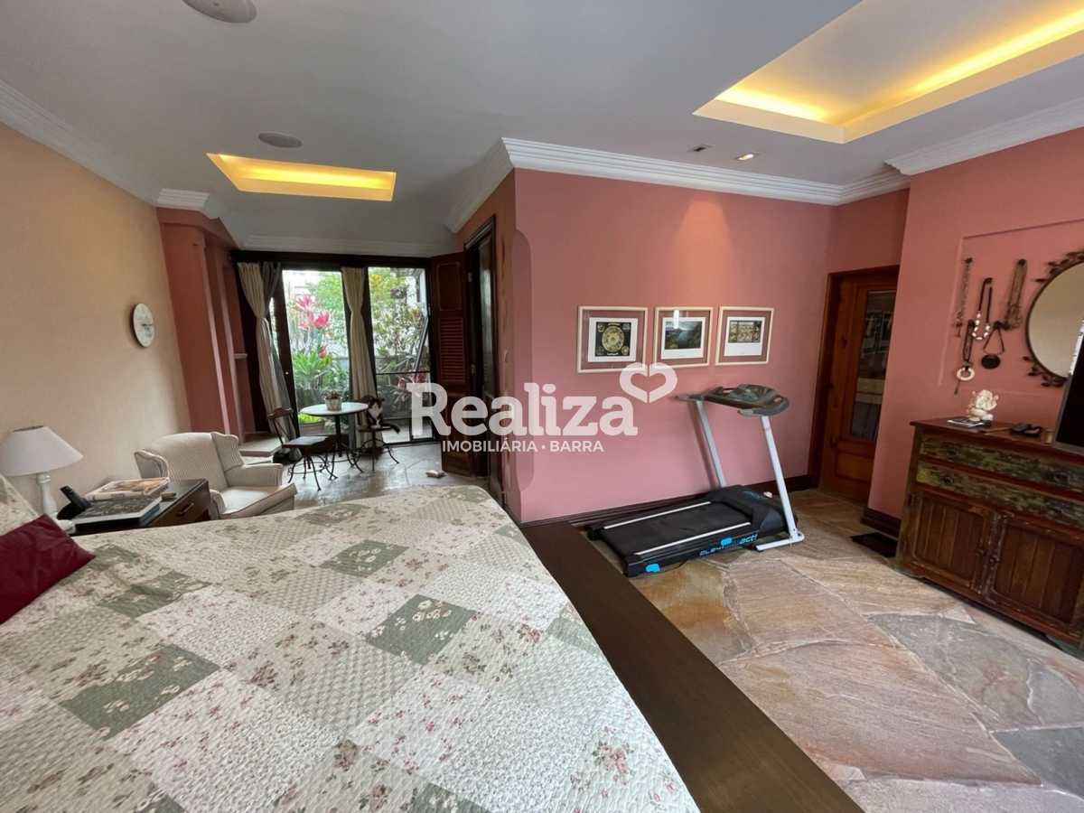 desktop_master_bedroom19 - 24