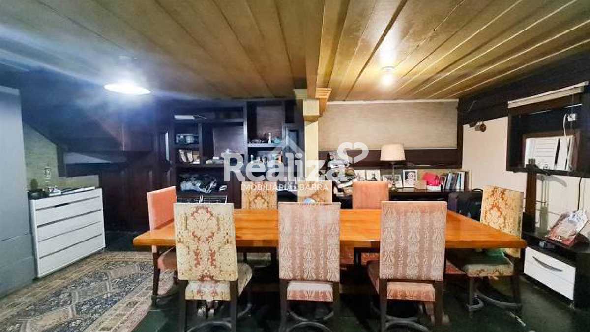 casa-com-5-quartos-para-venda- - 22