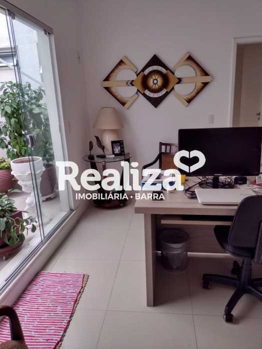 2300_G1729181981 - 16