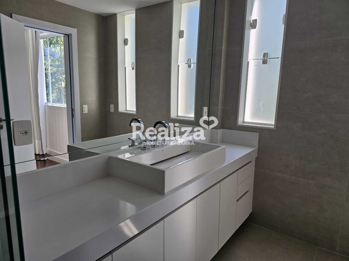 20251025_151700 - 27