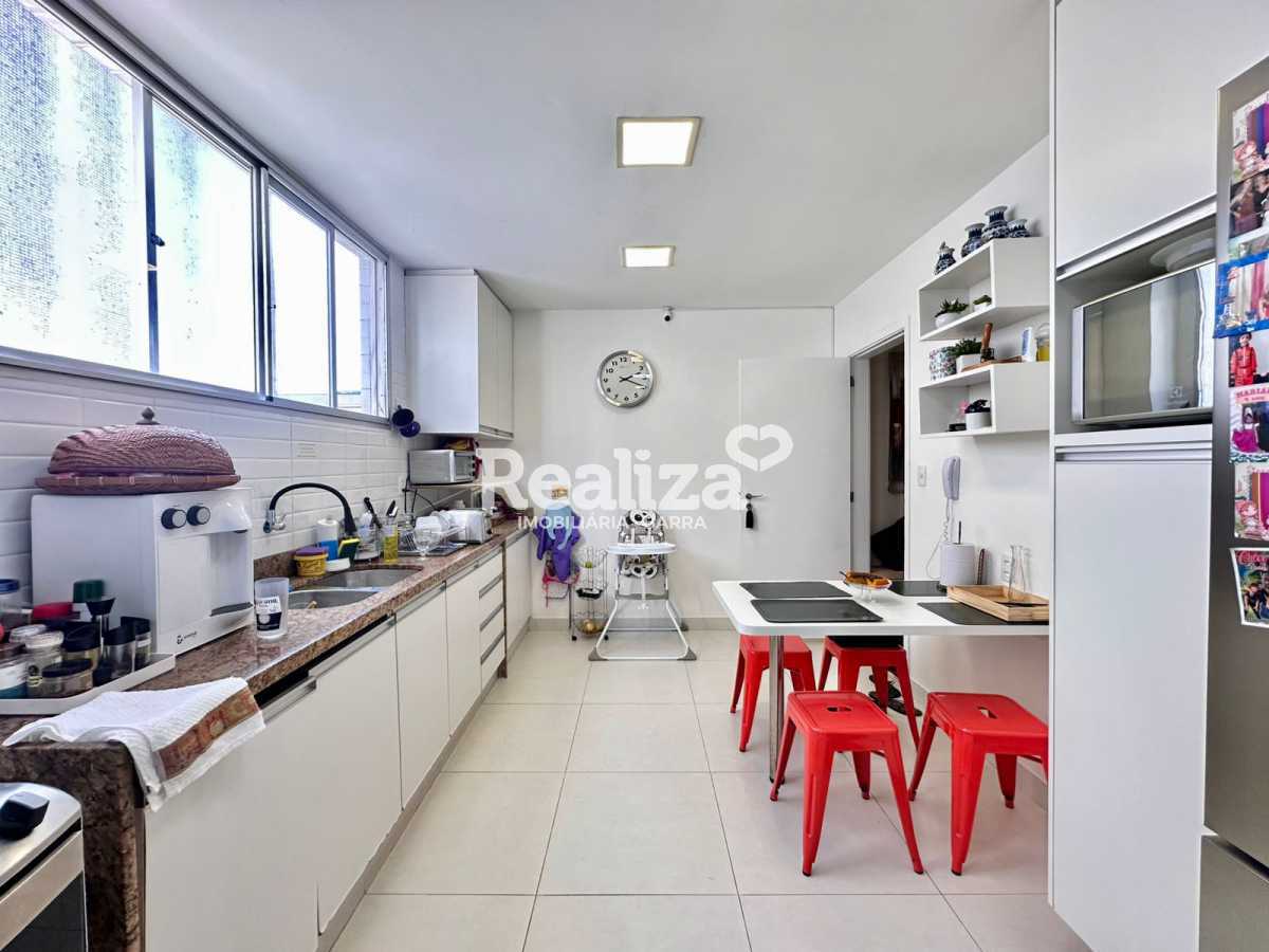 IMG-20251110-WA0066 - 12