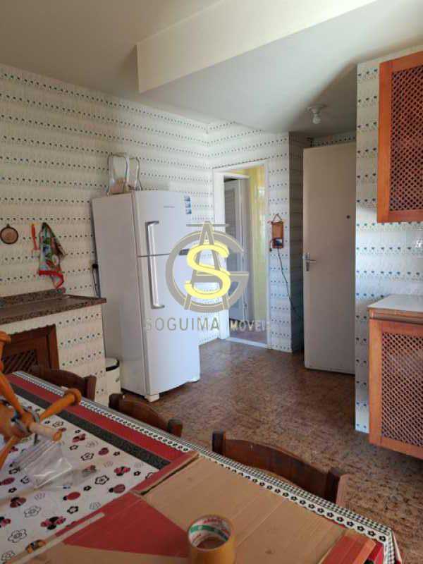 13-Cozinha Ampla com Armarios - 13