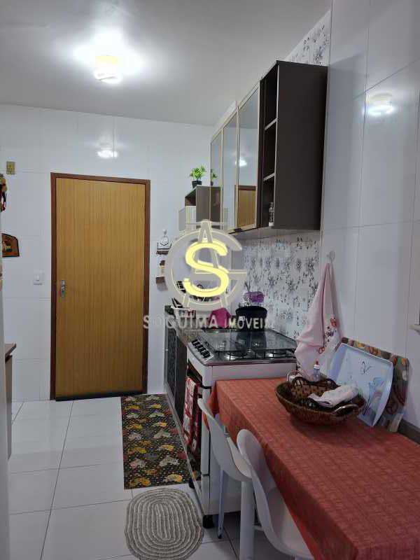 16-Cozinha com Armários, Banc - 16