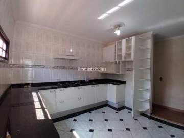 Casa 3 quartos para venda e aluguel Itatiba,SP Jardim Nardin - R$ 475.000 - FCCA31512