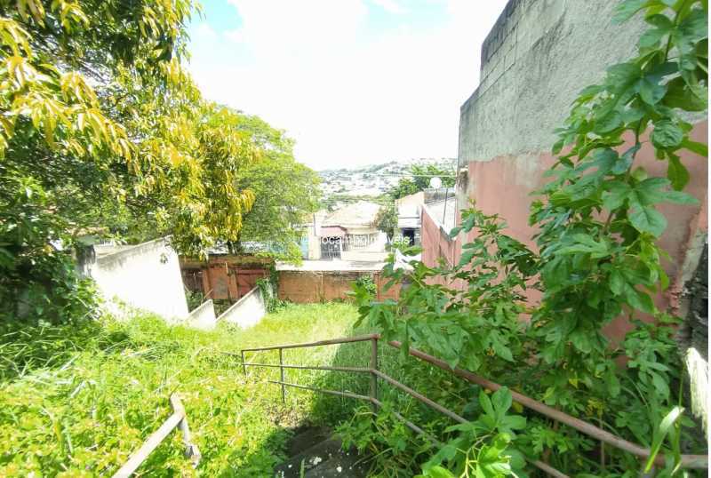 TERRENO FUNDO - 13