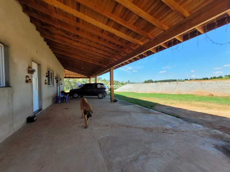 Conheça Varanda do imóvel - Chácara 1048m² à venda Itatiba,SP Vivendas do Engenho D´Água - R$ 600.000 - FCCH30134 - 4 Varanda - 4