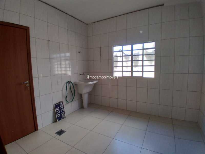 Área de Serviço - 10