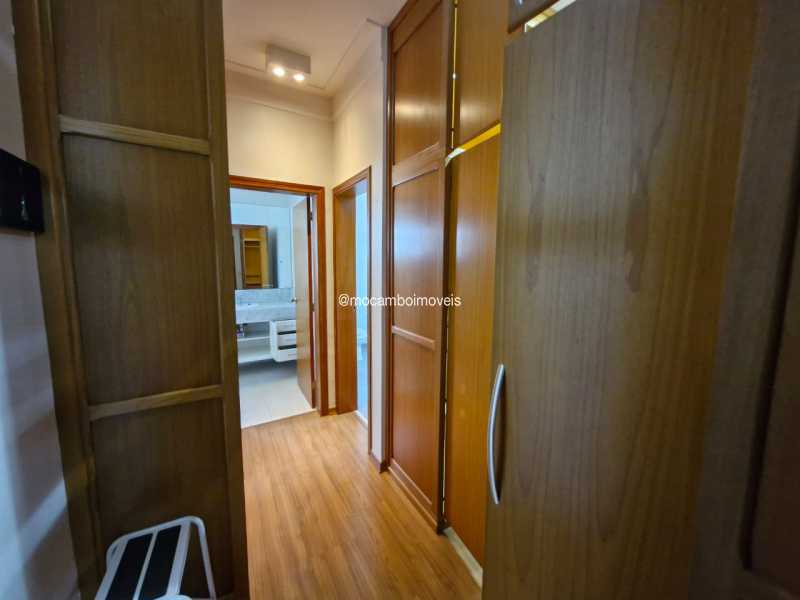 Closet - 12