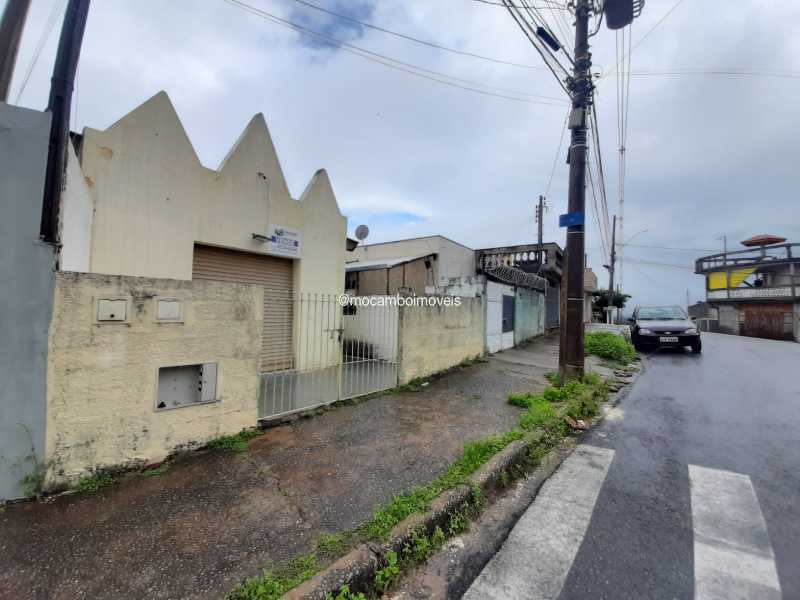 Fachada - 12