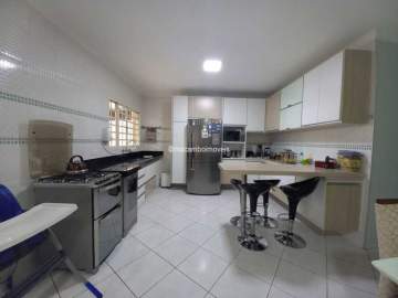 OPORTUNIDADE - Casa 3 quartos à venda Itatiba,SP Loteamento Itatiba Park - R$ 700.000 - FCCA31699