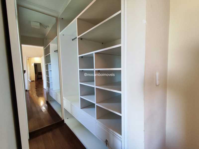 Closet - 18
