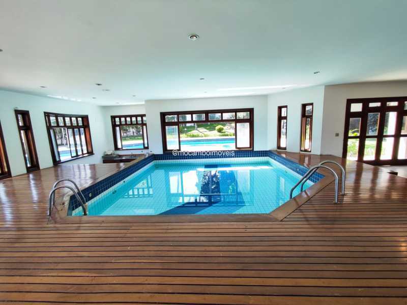Piscina coberta - 24