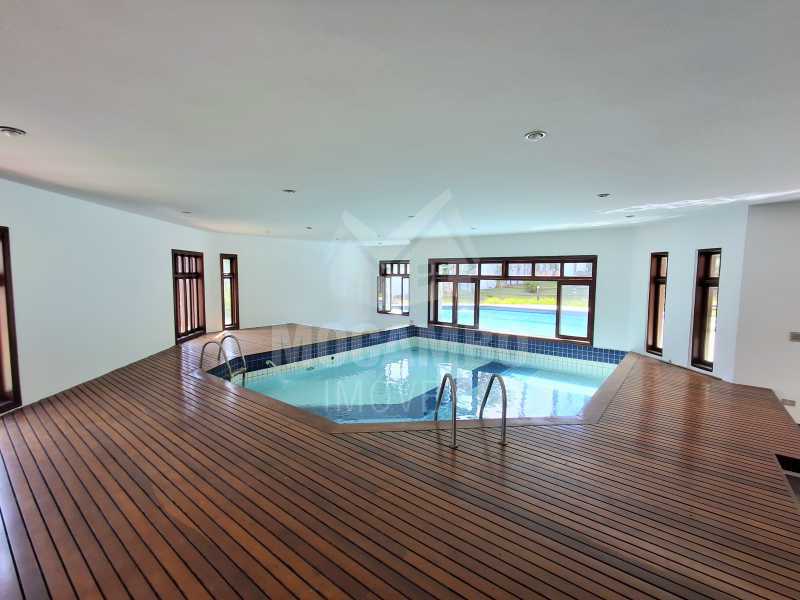 Piscina coberta - 26