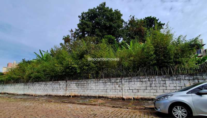 Fundo  Do Terreno - 20