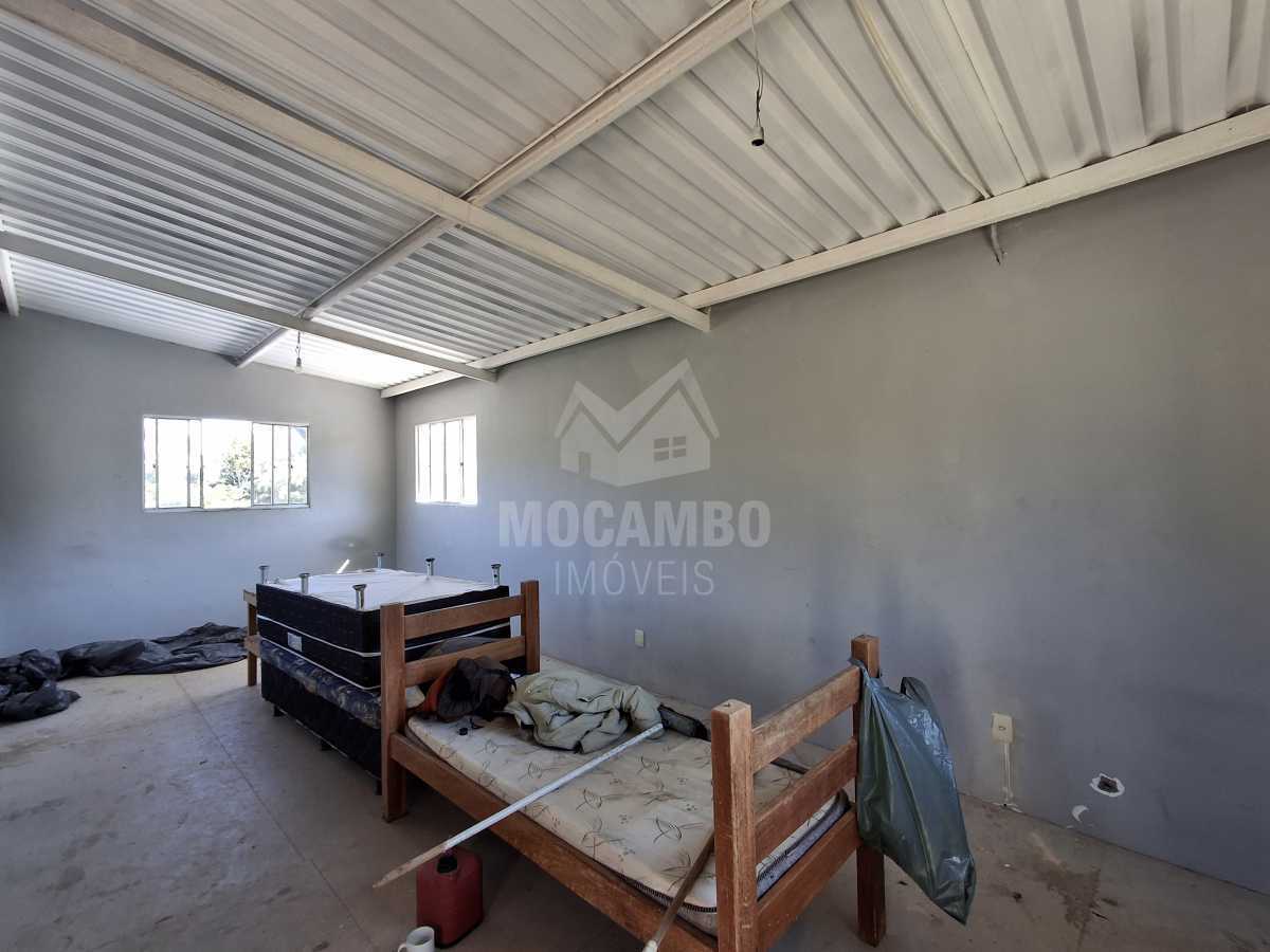 Quarto externo  - 18