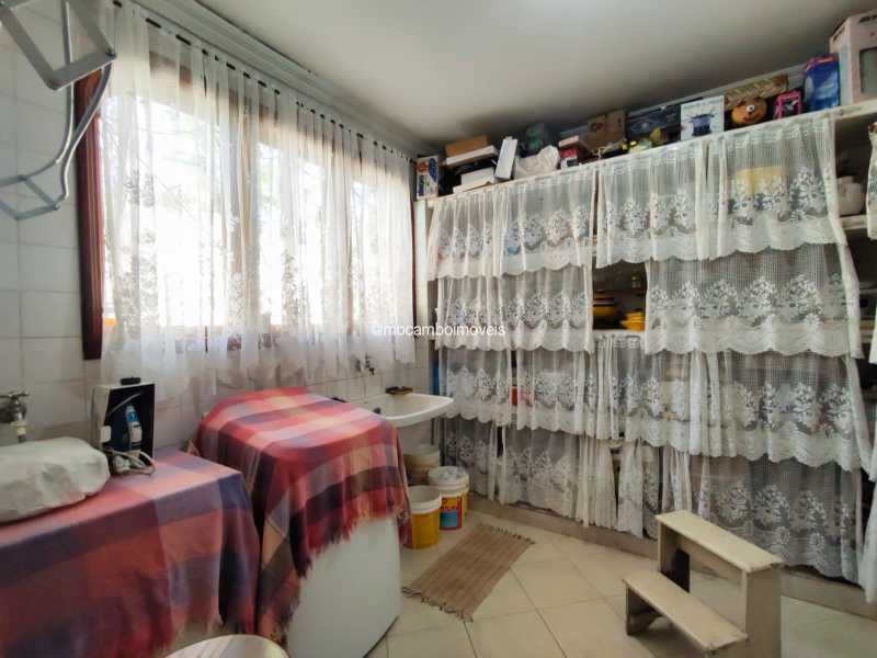 Área de Serviço - 15