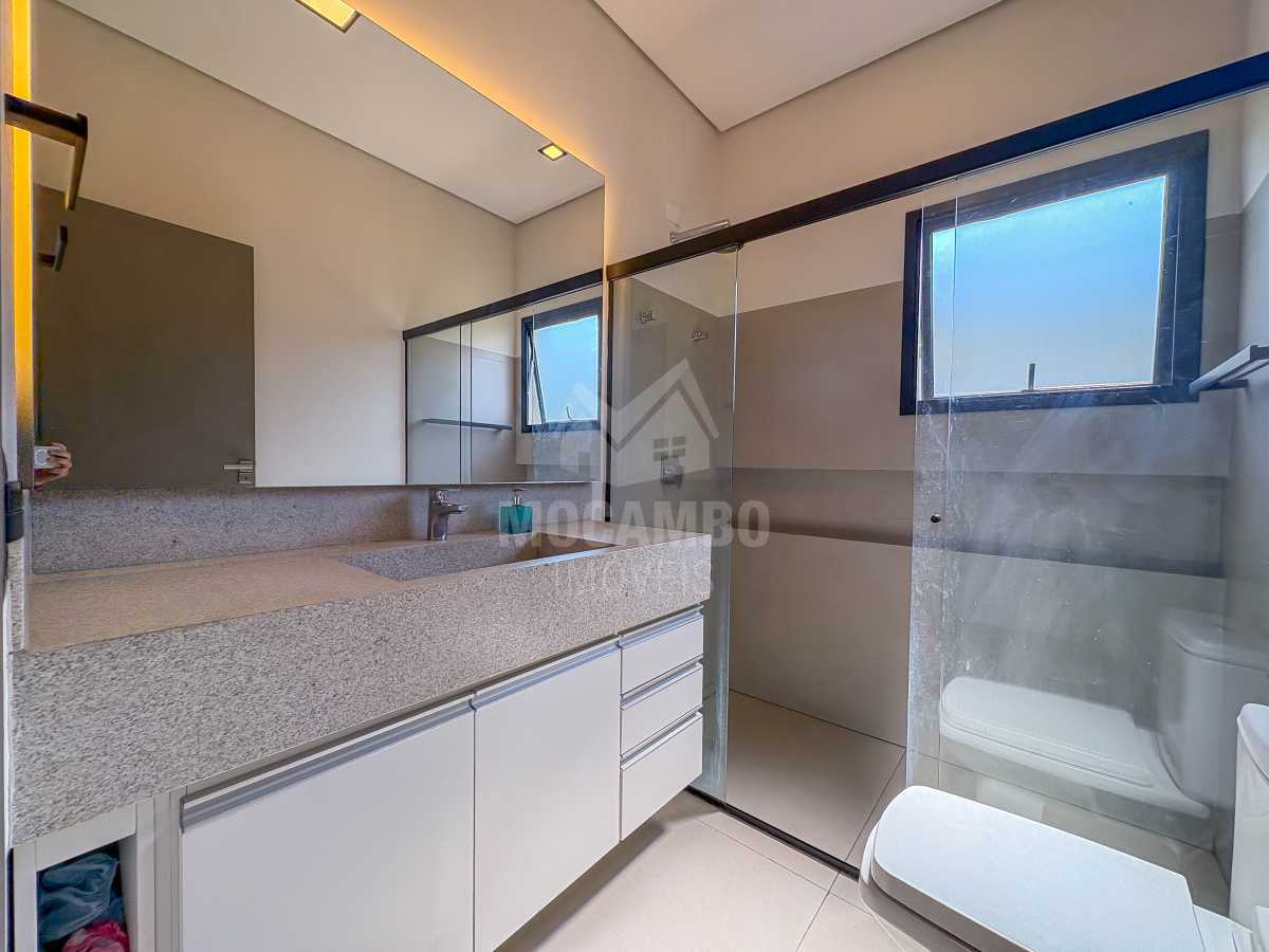 Conheça Suíte Master do imóvel - Casa em Condomínio 3 quartos à venda Itatiba,SP Condomínio Sete Lagos - R$ 1.690.000 - FCCN30773 - 9 Suíte Master - 9
