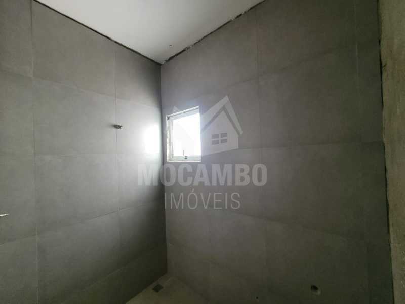 32b904d6-0459-47ac-9dd7-7db580 - 7