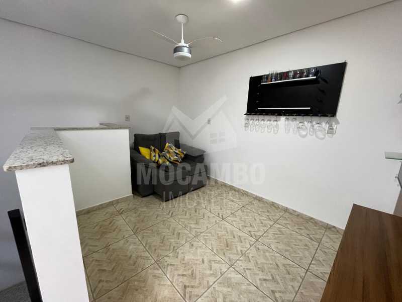 Sala - 9