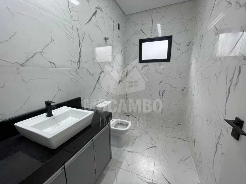 Banheiro p 2 quartos - 8