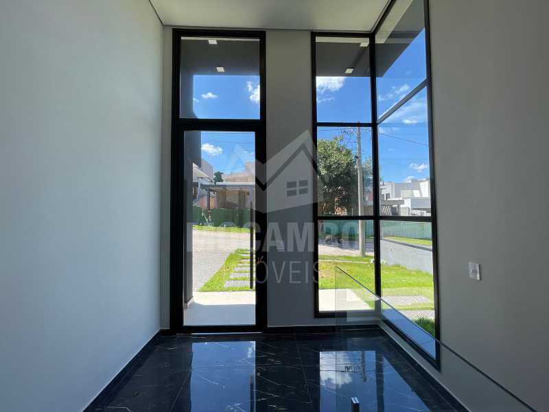 Hall de entrada. - 2