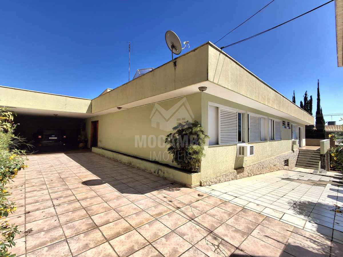 Conheça Garagem e acesso do imóvel - Casa 5 quartos para alugar Itatiba,SP Vila Brasileira - R$ 10.000 - FCCA50049 - 24 Garagem e acesso - 24