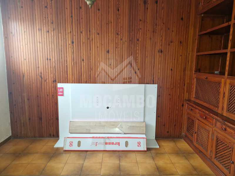 Sala - 8