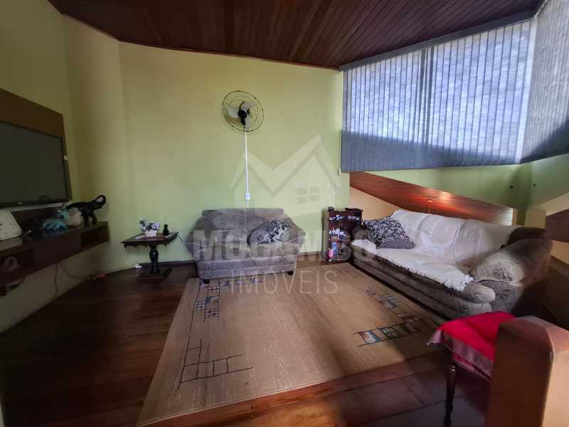 Sala íntima - 8