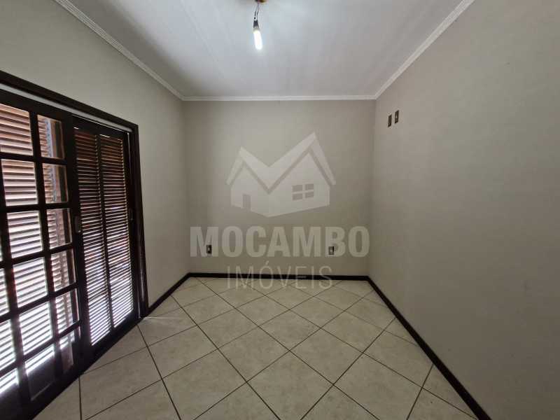 Dormitório 03 - 11
