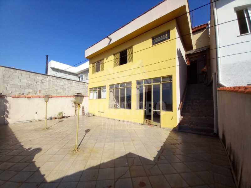 Casa Adriana quintal 2 - 5