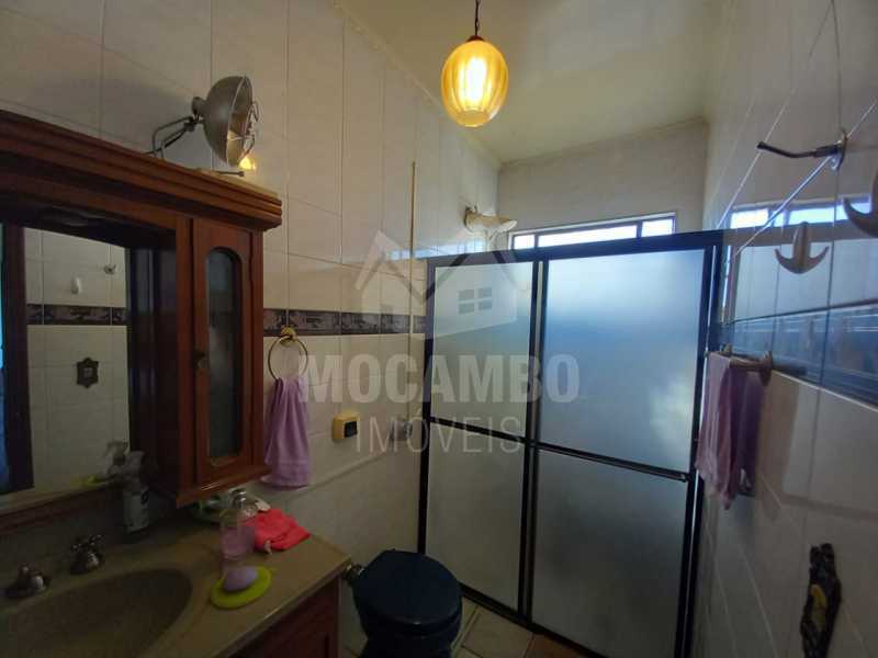 Casa Adriana banheiro suíte - 12